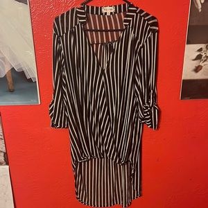 Black and white long dressing shirt